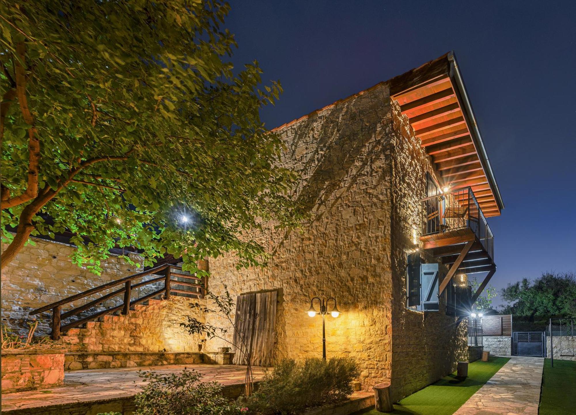 Oinoessa Traditional Boutique Guest Houses Lofou Exterior photo